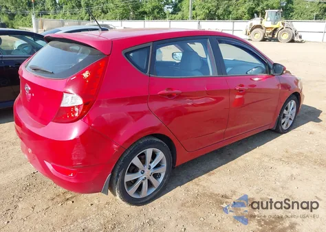 2014 Hyundai Accent Se z USA, uszkodzony, nr VIN KMHCU5AE3EU166176